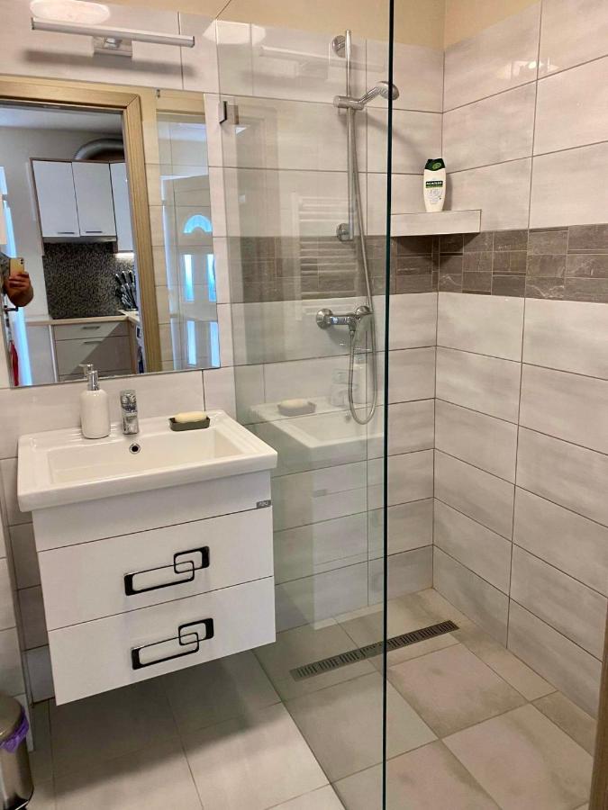 Hajnal Apartman Leilighet Szeged Eksteriør bilde