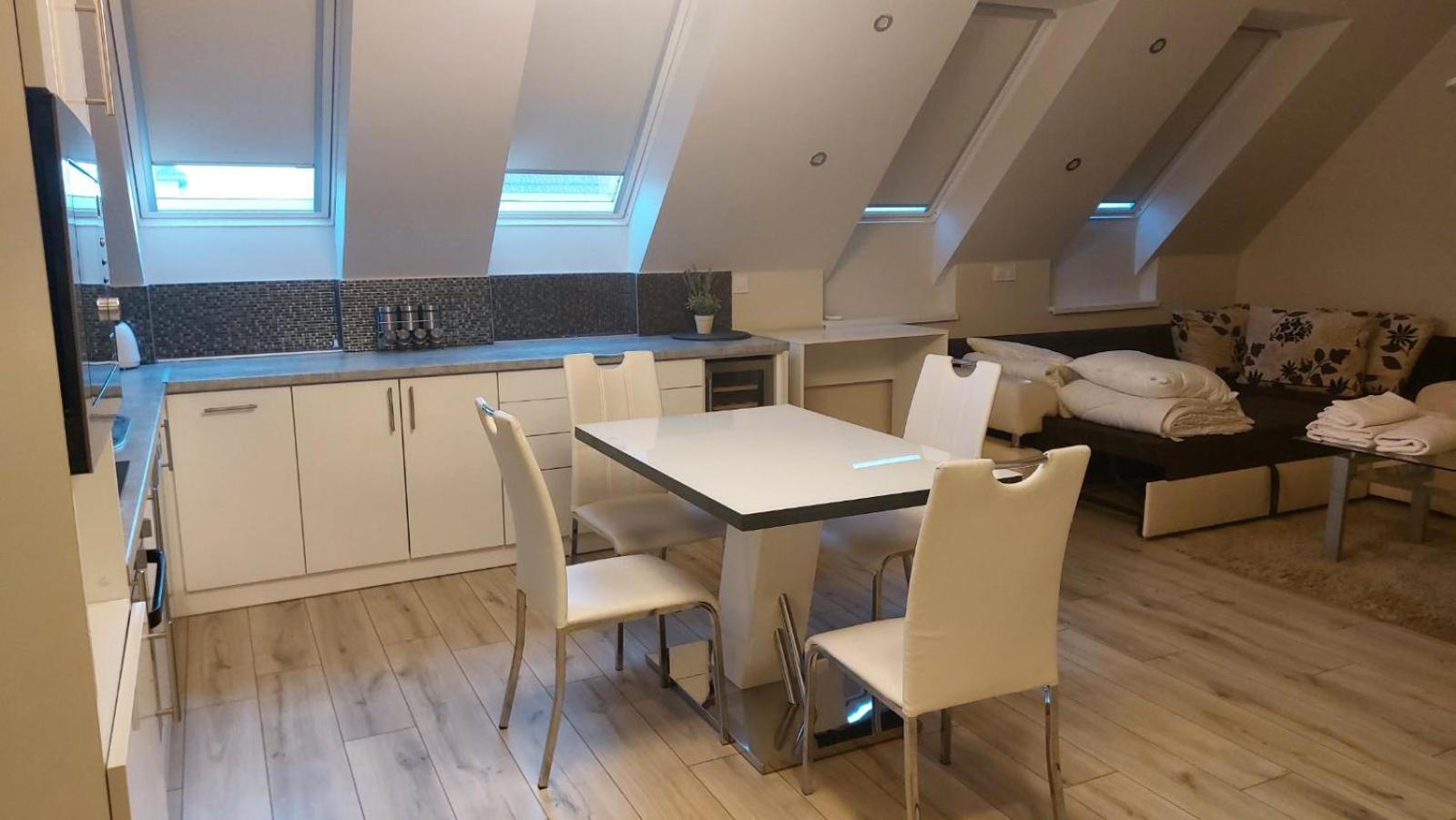 Hajnal Apartman Leilighet Szeged Eksteriør bilde